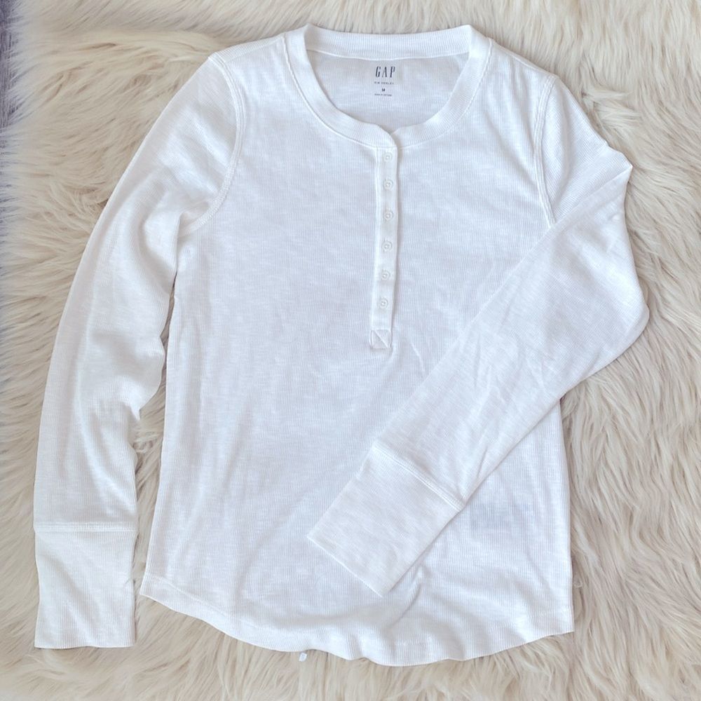 GAP Rib Henley neck long sleeve shirt size M Cottage Core Casual NWT - Picture 2 of 13